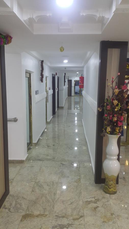 Immaculate Platinum Hotel Abuja Exterior foto