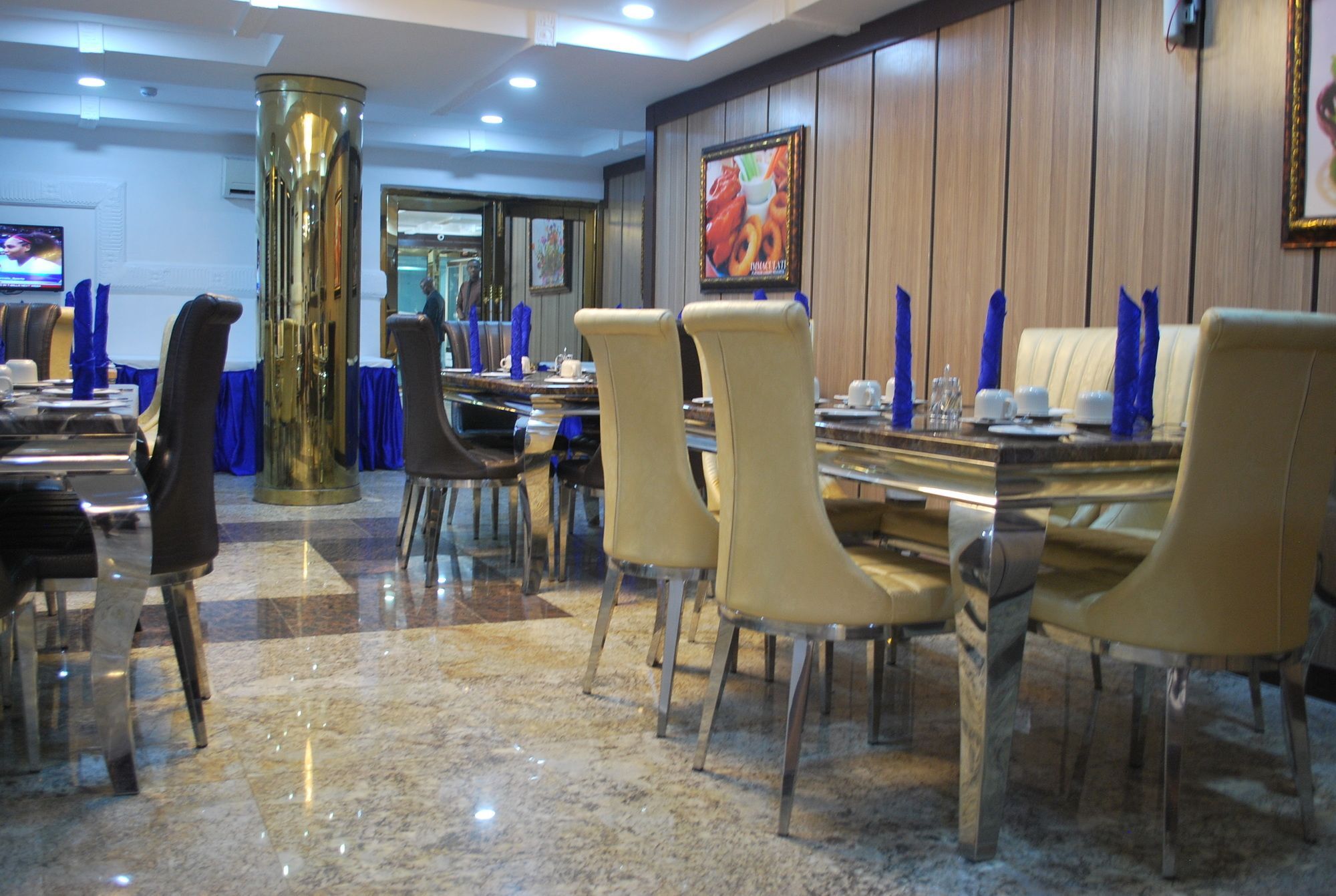 Immaculate Platinum Hotel Abuja Exterior foto