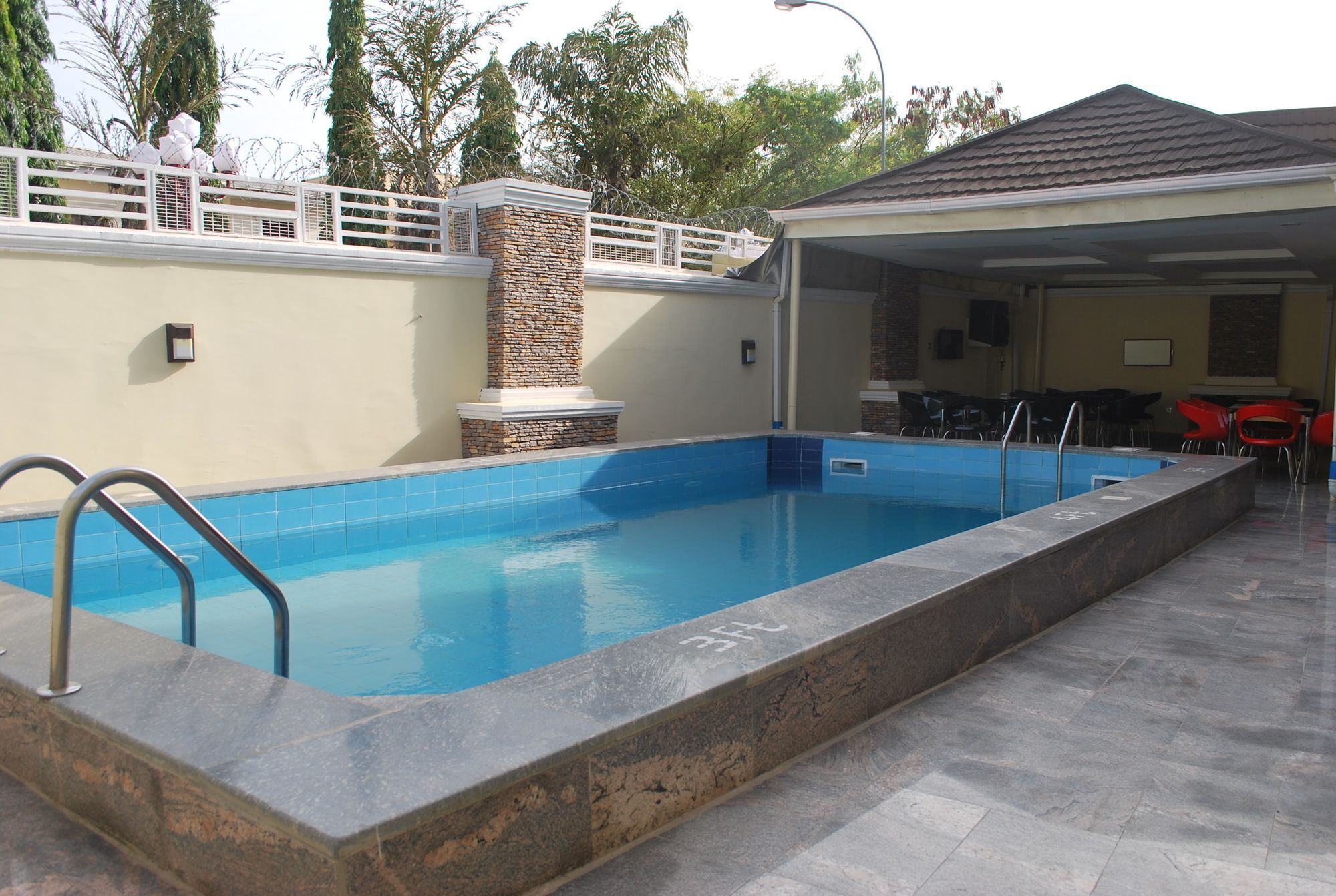 Immaculate Platinum Hotel Abuja Exterior foto
